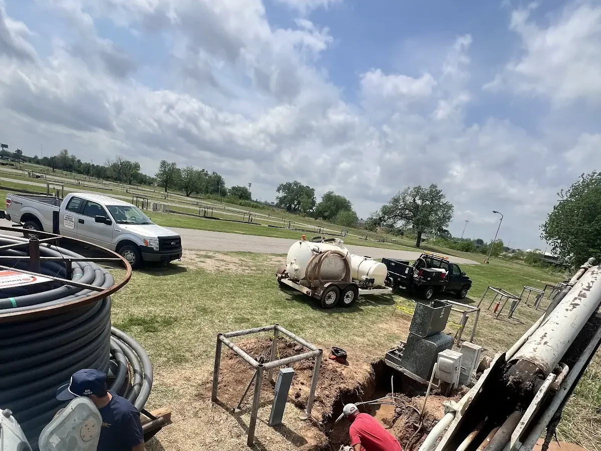 Crew fusing HDPE pipe sections before a long-distance bore